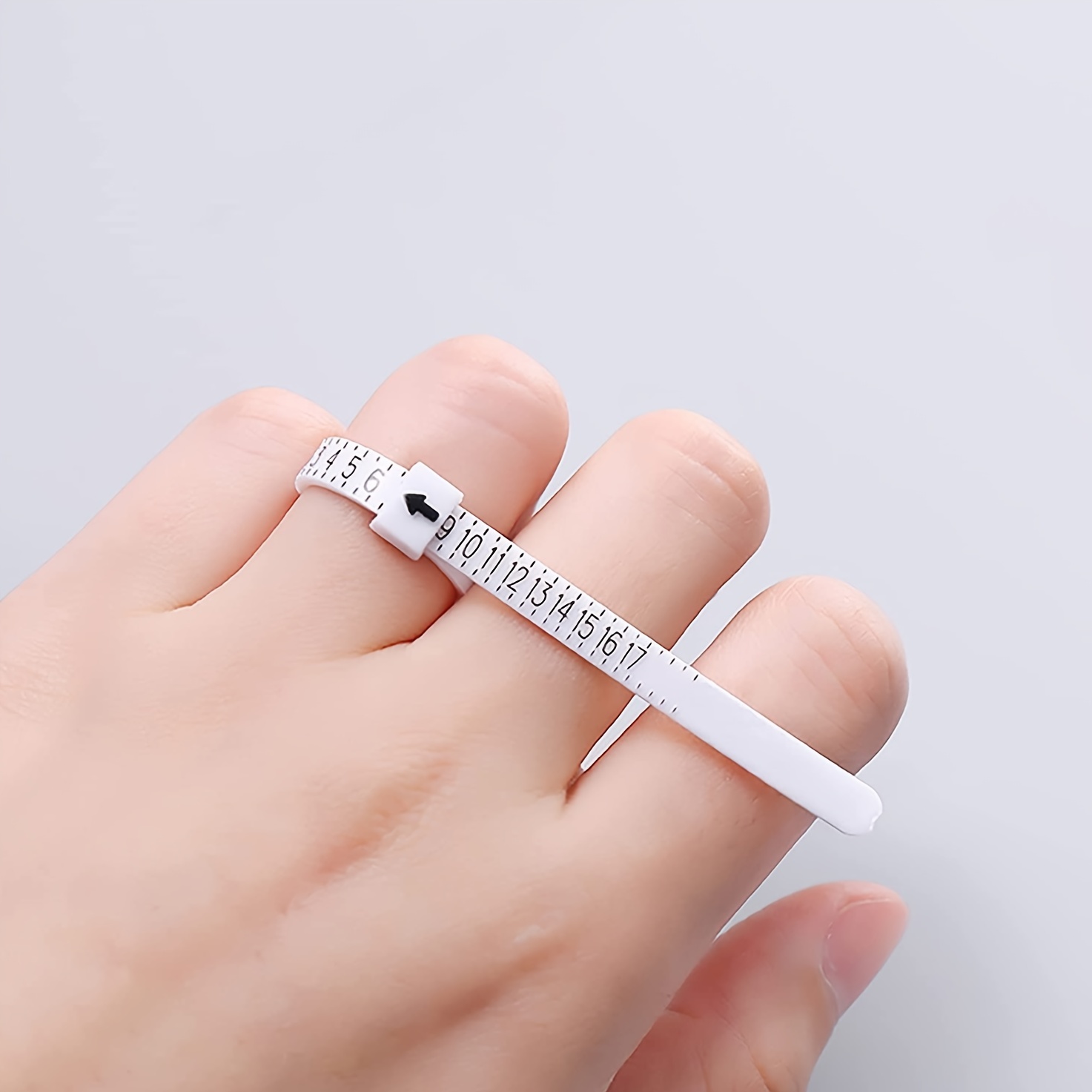 Tape Measure - เครื่องมือวัดขนาดแหวนสีขาว – สายวัดขนาดเครื่องประดับแบบปรับได้ ช่วยให้วัดขนาดแหวนได้อย่างแม่นยำ